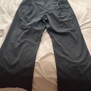 Wide-Leg Black Pants